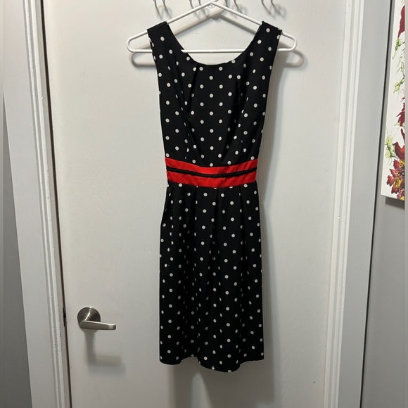 Paper Plane Dress - SMALL - Picture 4 of 6